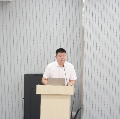 122cc太阳集成游戏官方网站2023级研究生师生见面会顺利举行